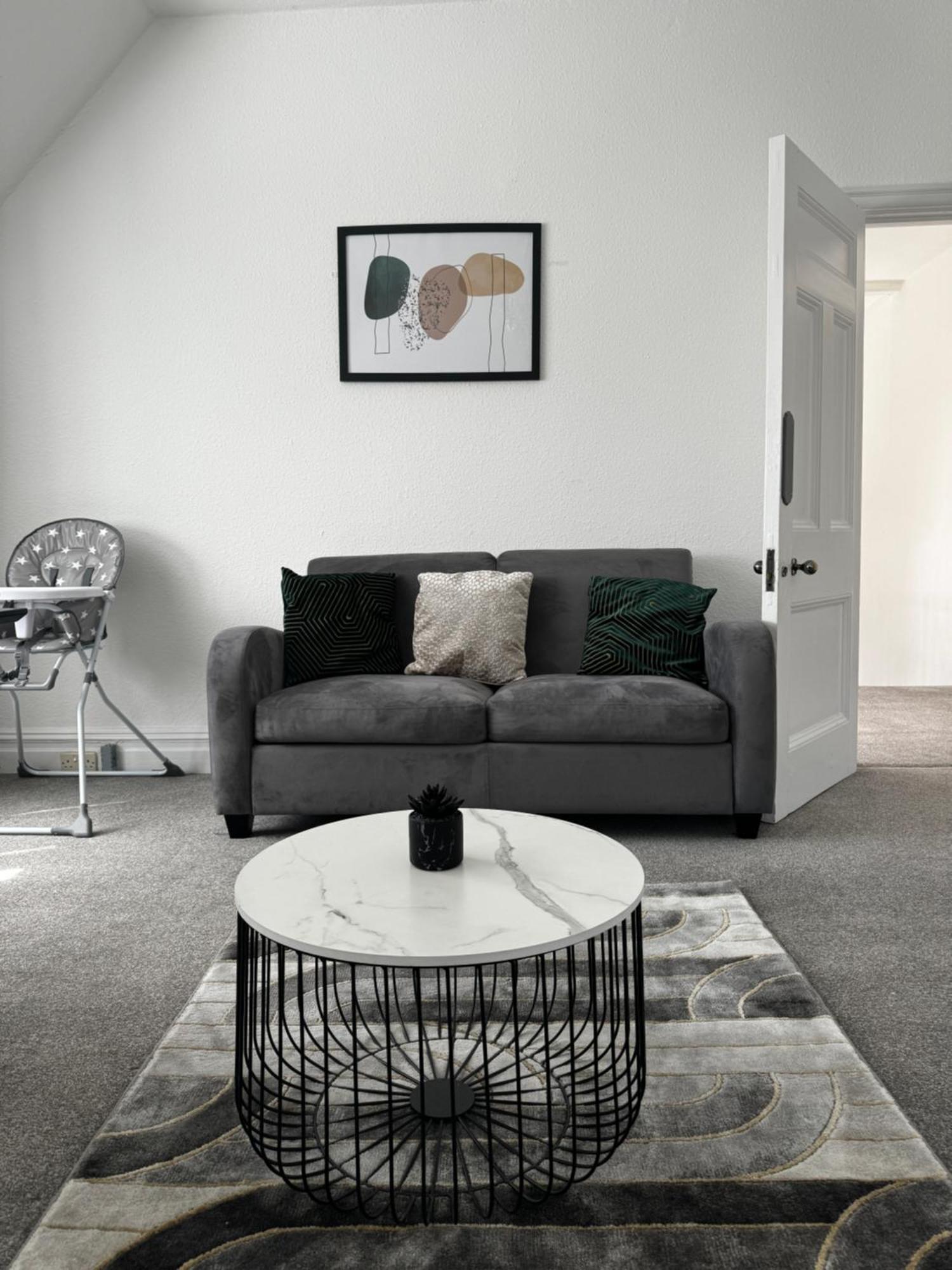 Apartment In Canford Cliffs Close To Sandbanks Beach Poole Esterno foto