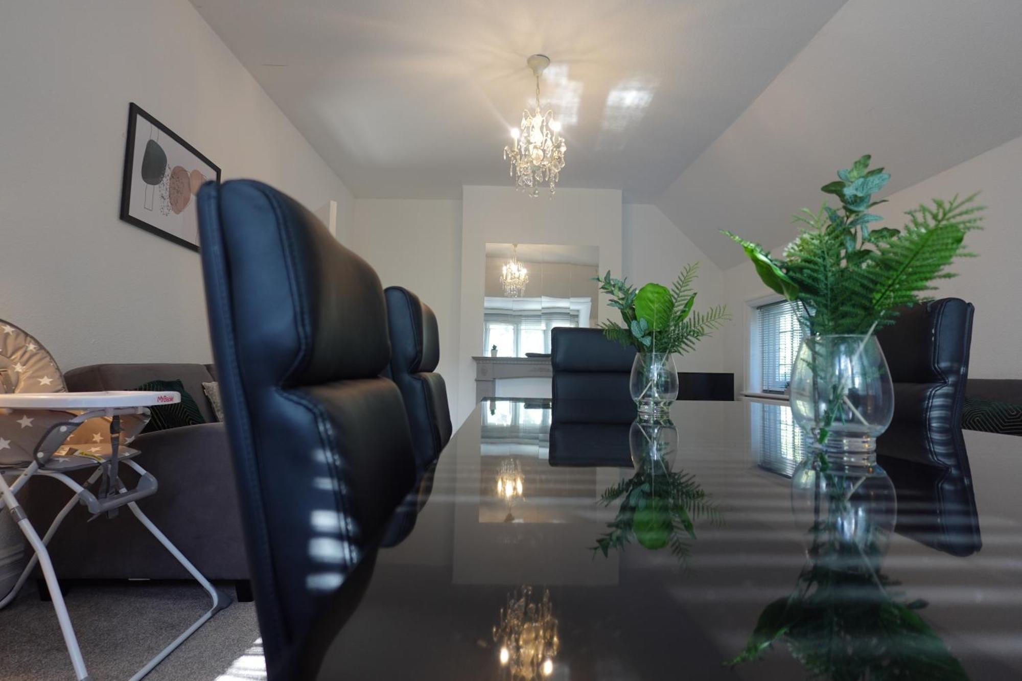 Apartment In Canford Cliffs Close To Sandbanks Beach Poole Esterno foto