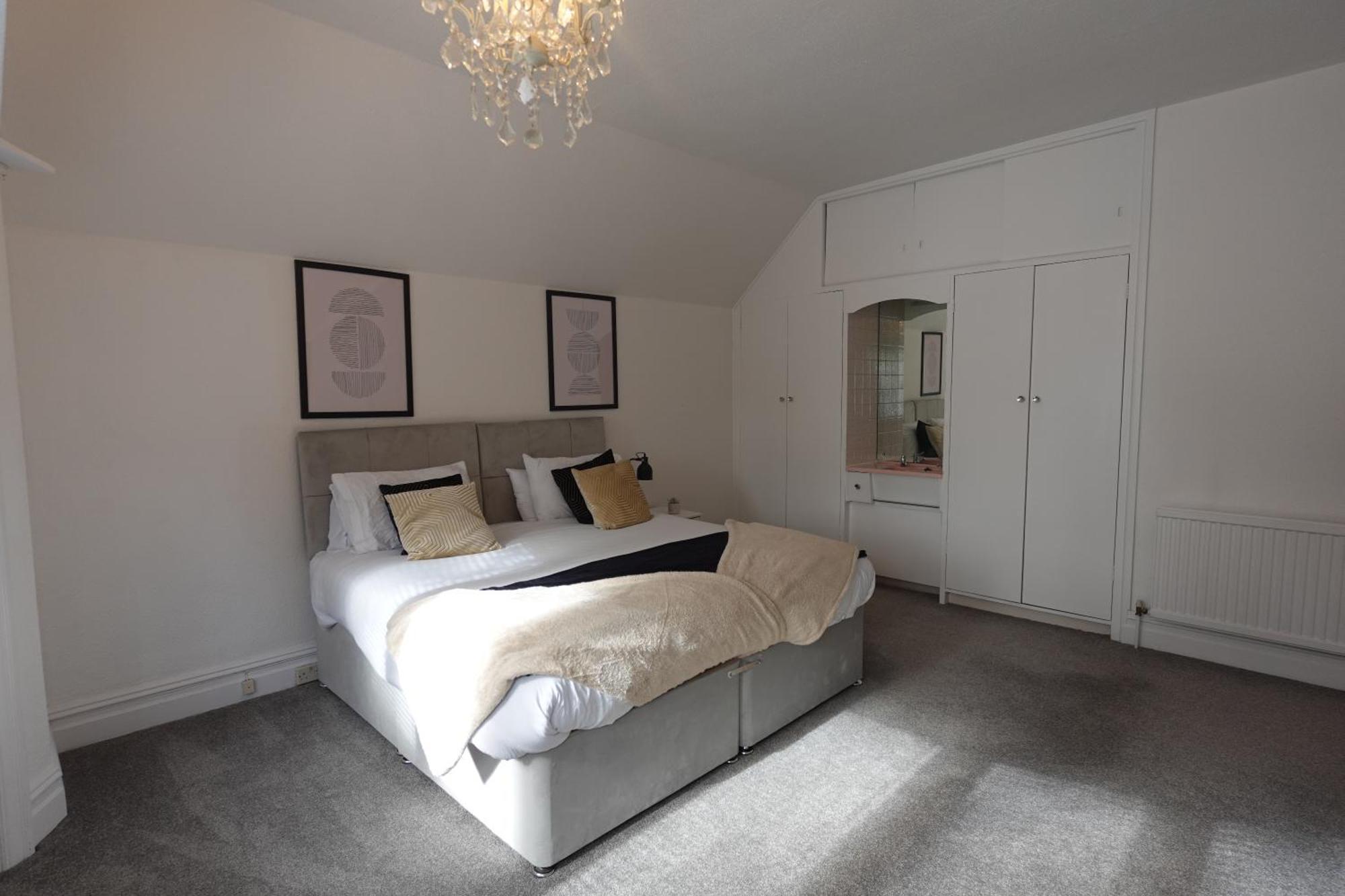 Apartment In Canford Cliffs Close To Sandbanks Beach Poole Esterno foto