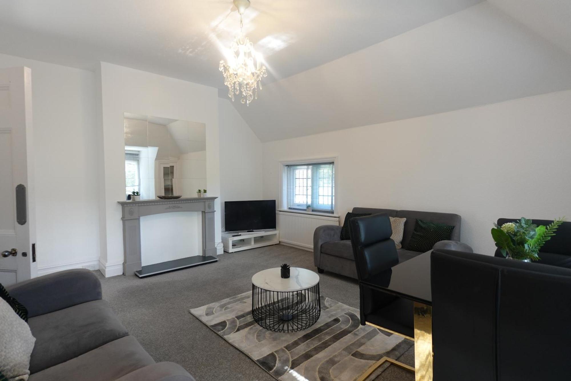 Apartment In Canford Cliffs Close To Sandbanks Beach Poole Esterno foto